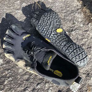 Vibram V-Alpha Black Mens Trail Shoes | India-496128